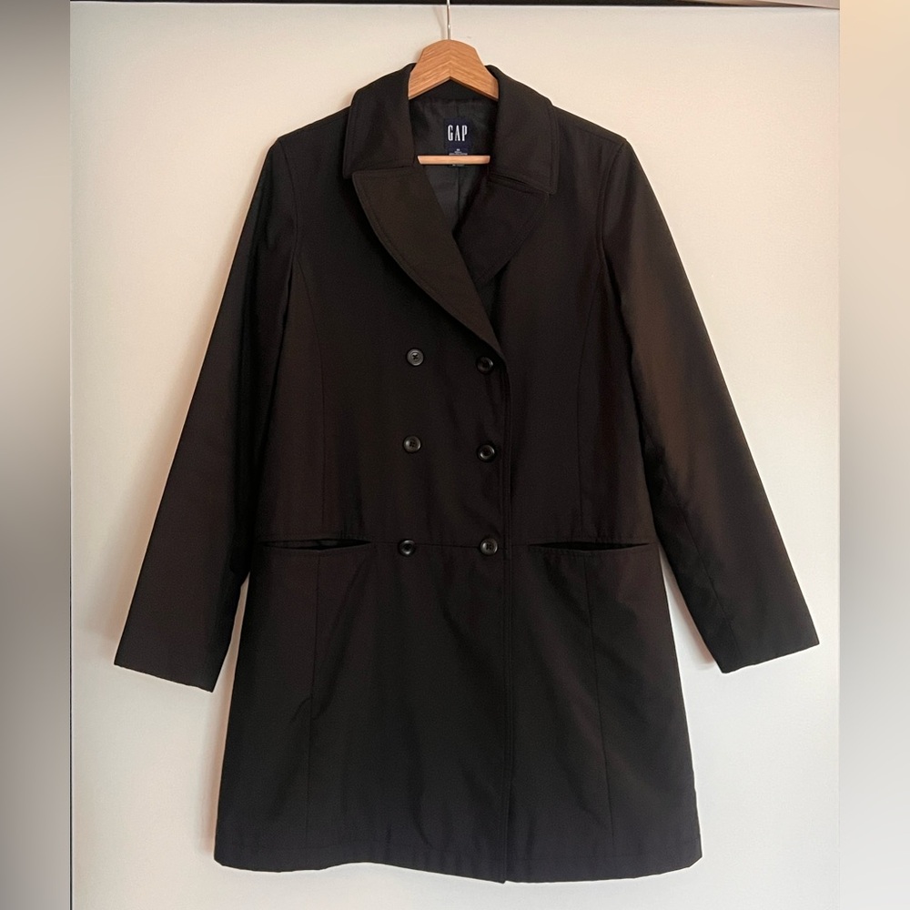GAP Women's Black Double-Breasted Trench Coat with Notched Collar